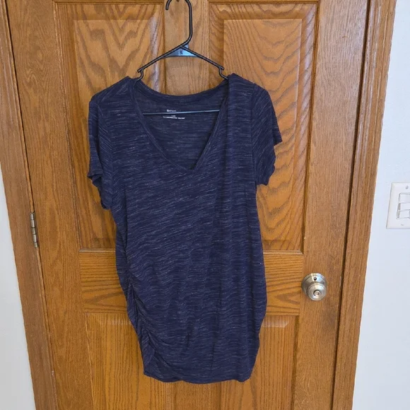 LOT Of 5 Maternity Short Sleeve Shirts - Picture 4 of 10